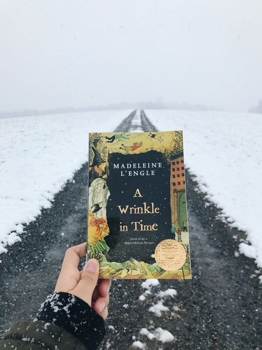 A Wrinkle In Time By Madeleine L'engle