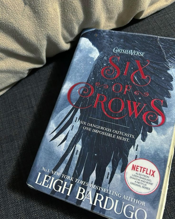 Six of Crows By Leigh Bardugo