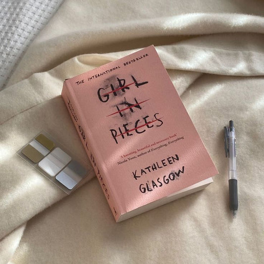 Girl in Pieces by Kathleen Glasgow