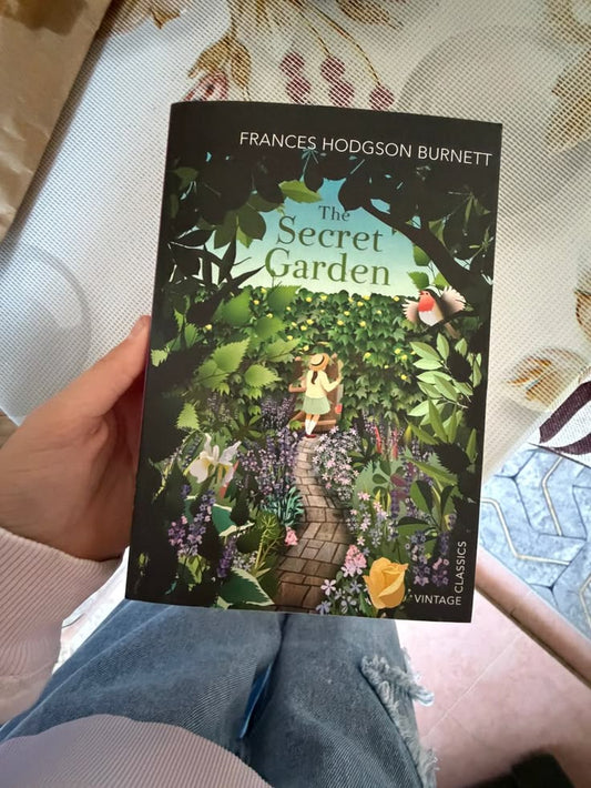 The Secret Garden By Frances Hodgson Burnett