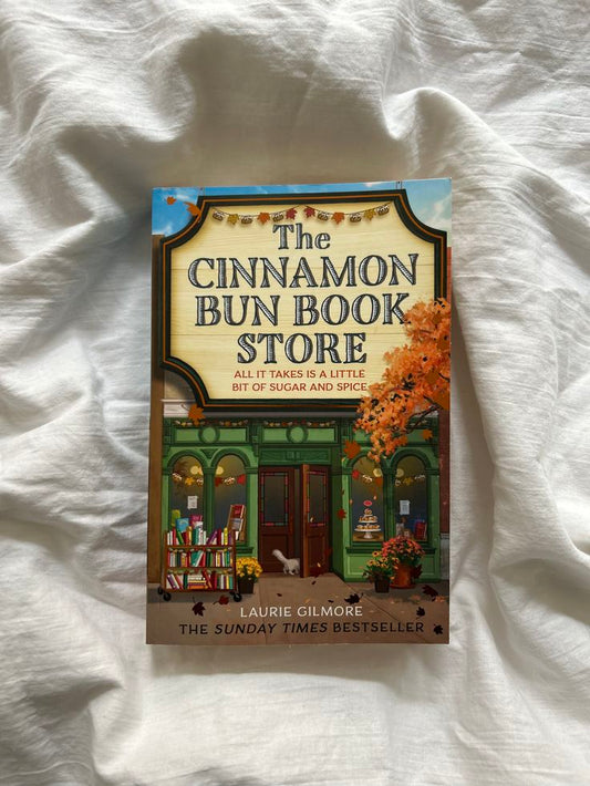 The Gingerbread Bakery by Laurie Gilmore